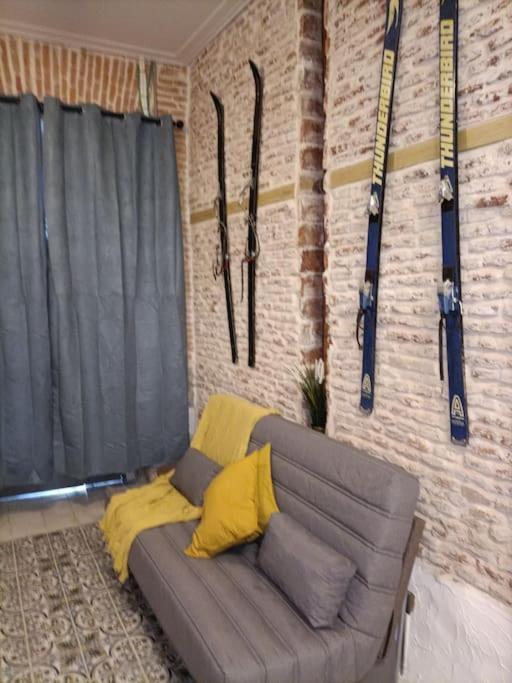 Refuge In Madrid Appartement Buitenkant foto